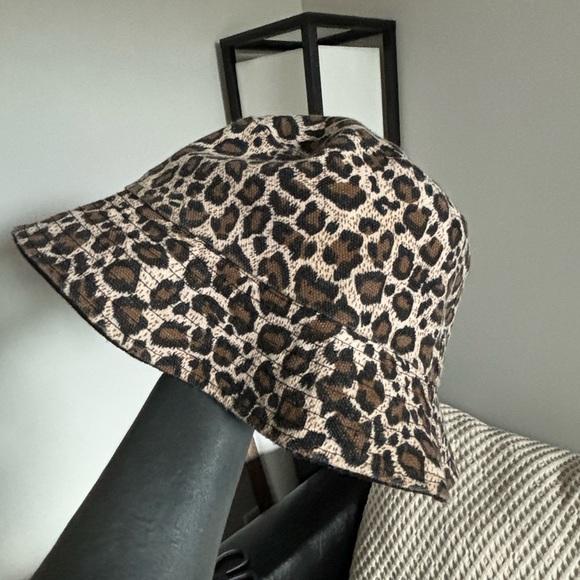 Bucket hat bundle - Picture 2 of 3